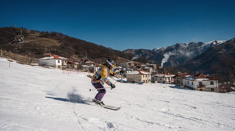 Skiing in Albania